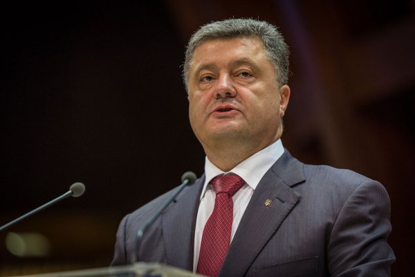 Порошенко объявил возвращение Крыма и Донбасса «первым приоритетом» Киева