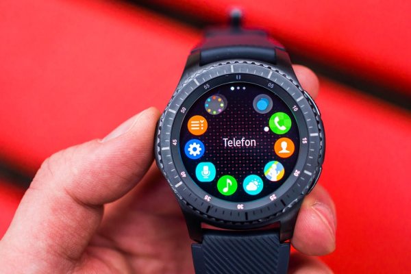 Умные часы Samsung Gear S4 появились в списке ЕЭК