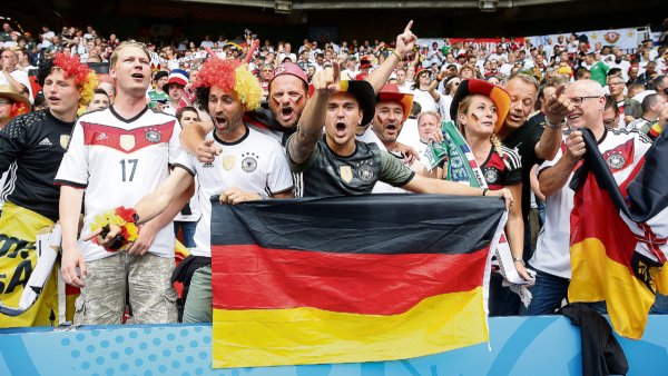 Немецкие болельщики массово сдают билеты на ЧМ-2018