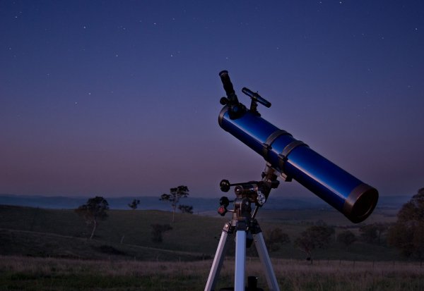 Житель Сочи сам сделал телескоп для просмотра «кровавой Луны»