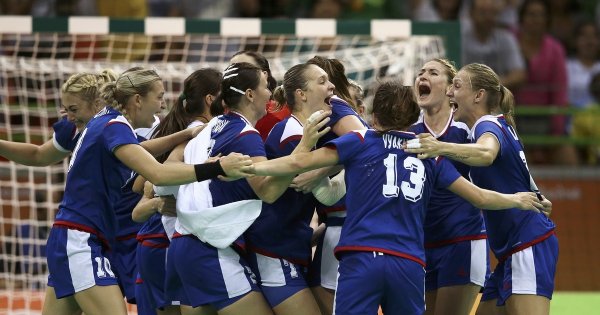 Женская сборная России обыграла Австрию и пробилась на Евро-2018