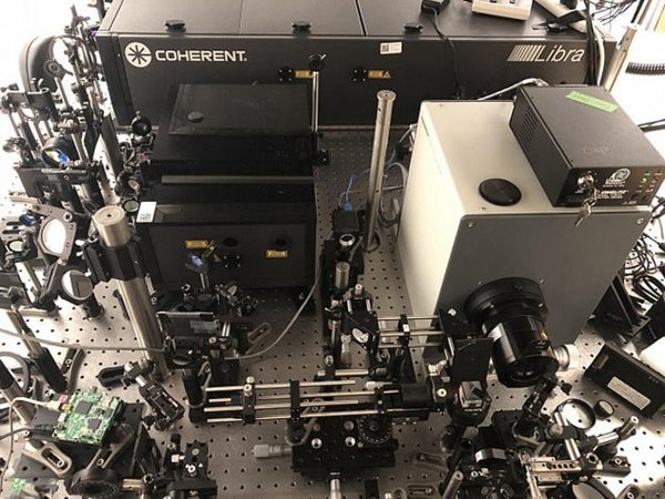 Создана самая быстрая камера в мире, снимающая 10 триллионов кадров в секунду